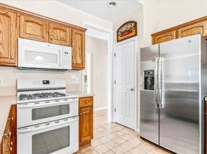 27 Cross Wind, Plymouth MA 02360