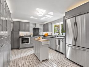 30 Paul Revere Rd, Acton MA 01720