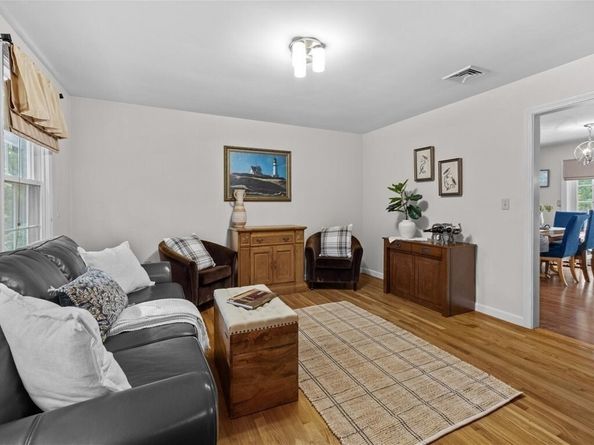 56 Wiltshire Ln, Marshfield MA 02050