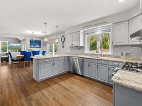 56 Wiltshire Ln, Marshfield MA 02050