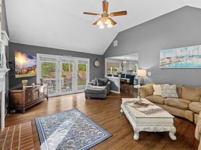 56 Wiltshire Ln, Marshfield MA 02050