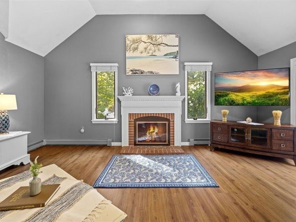 56 Wiltshire Ln, Marshfield MA 02050
