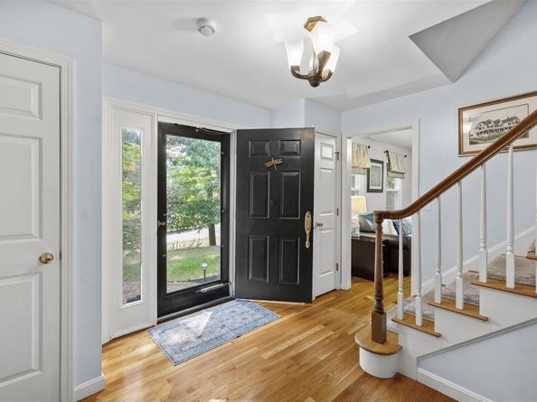 56 Wiltshire Ln, Marshfield MA 02050