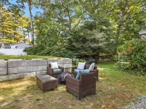 8 10th Ave, Halifax MA 02338