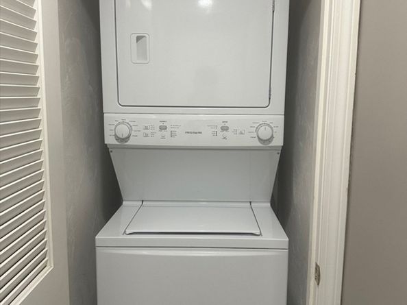 909 Washington St 14, Norwood MA 02062