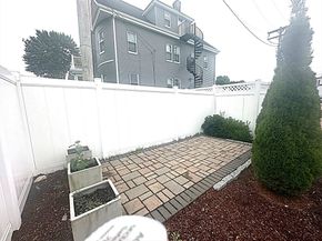 909 Washington St 14, Norwood MA 02062