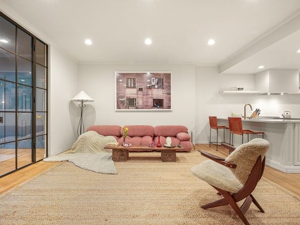 116 Commonwealth Avenue 1, Boston MA 02116