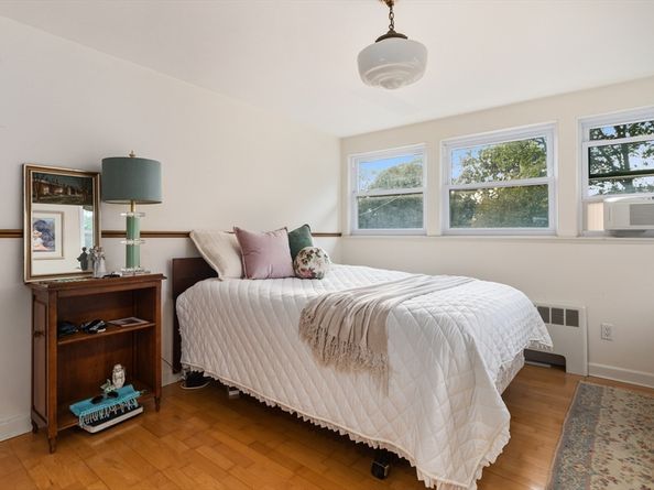 75 Bay View Dr, Swampscott MA 01907