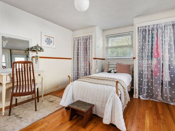 75 Bay View Dr, Swampscott MA 01907
