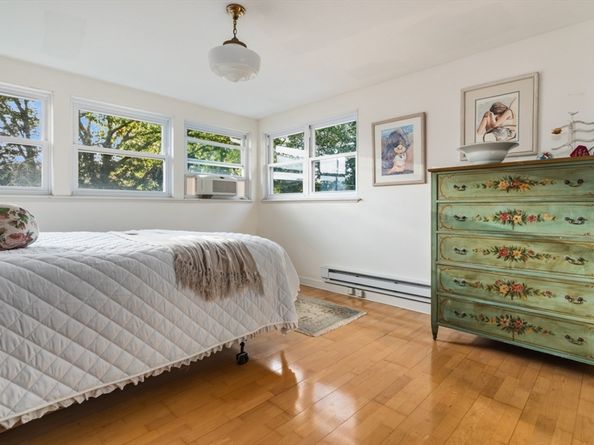 75 Bay View Dr, Swampscott MA 01907