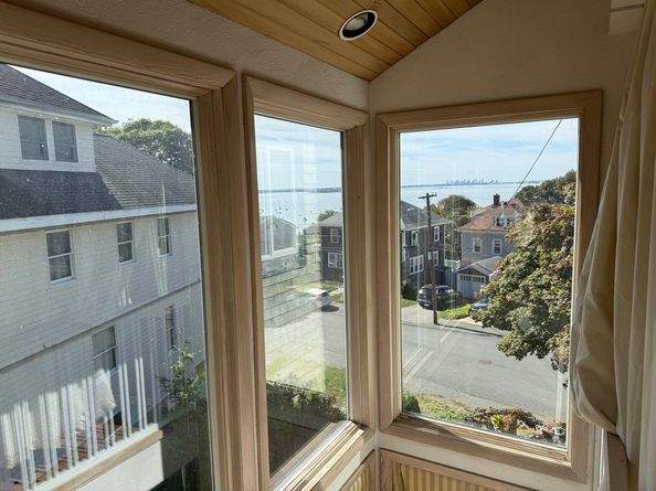 75 Bay View Dr, Swampscott MA 01907