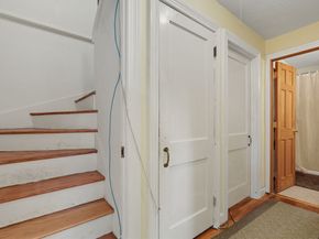 314 Burncoat St, Worcester MA 01606