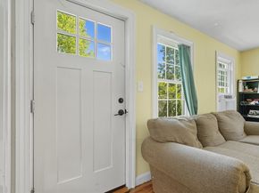 314 Burncoat St, Worcester MA 01606
