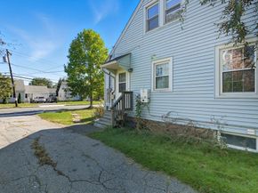 314 Burncoat St, Worcester MA 01606