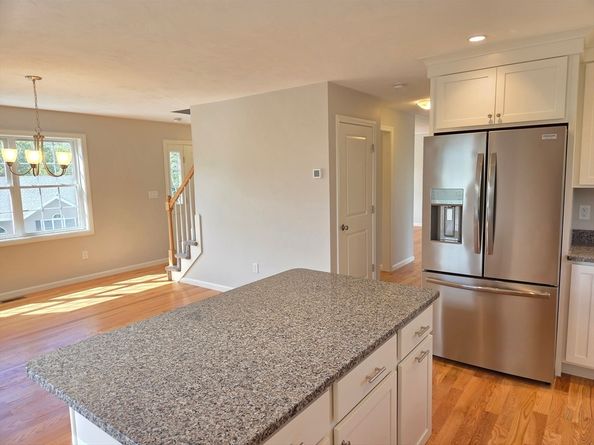 39 Kelly Lane, Lynn MA 01904