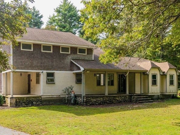 196 High Street, Rochester MA 02770