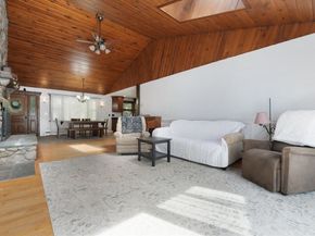 196 High Street, Rochester MA 02770