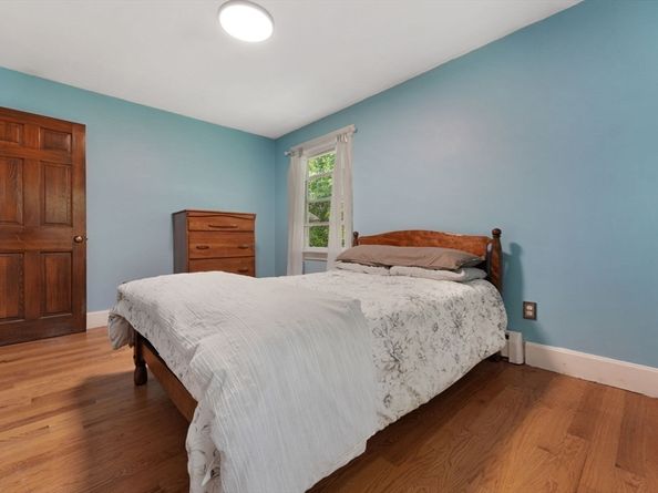 196 High Street, Rochester MA 02770