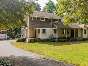 196 High Street, Rochester MA 02770