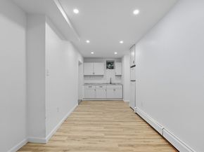 2 Bartlett Avenue 1, Belmont MA 02478