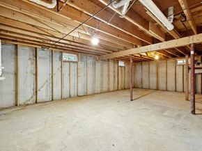 184 Old Bolton Rd, Stow MA 01775