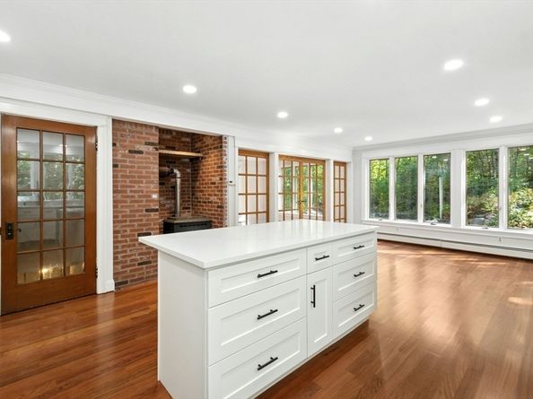 184 Old Bolton Rd, Stow MA 01775