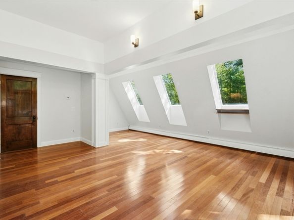 184 Old Bolton Rd, Stow MA 01775
