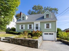39 Chester St, Arlington MA 02476