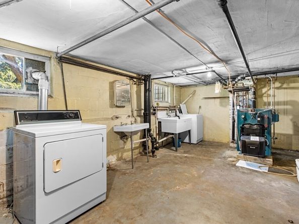 39 Chester St, Arlington MA 02476