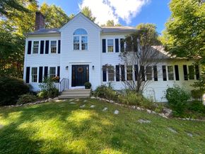 217 Brookway Dr, Northbridge MA 01534