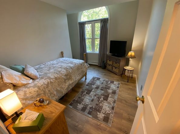 217 Brookway Dr, Northbridge MA 01534