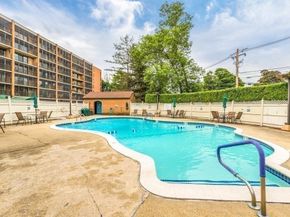 235 Winthrop St 1111, Medford MA 02155