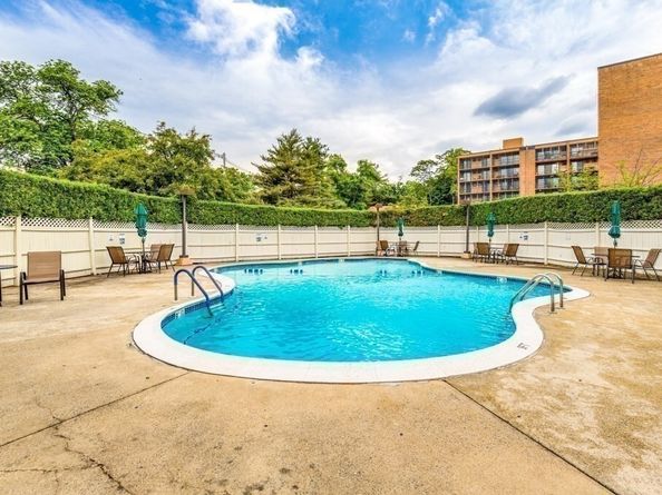 235 Winthrop St 1111, Medford MA 02155