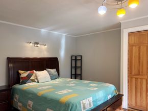 50 Dwhinda Rd, Newton MA 02468