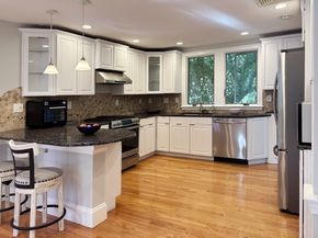 50 Dwhinda Rd, Newton MA 02468