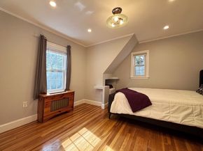 50 Dwhinda Rd, Newton MA 02468