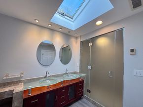 50 Dwhinda Rd, Newton MA 02468