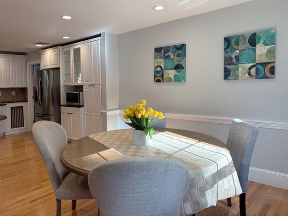 50 Dwhinda Rd, Newton MA 02468