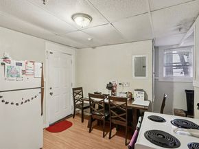 126 Lincoln St, Worcester MA 01605