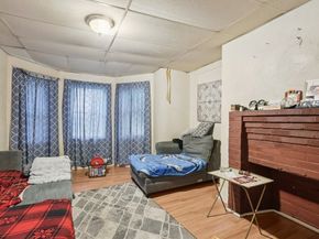 126 Lincoln St, Worcester MA 01605