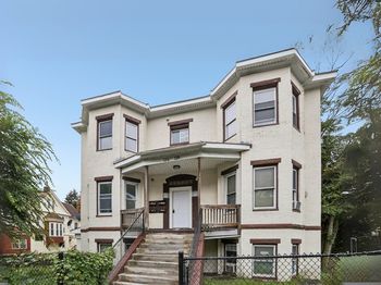 126 Lincoln St