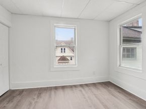 126 Lincoln St, Worcester MA 01605