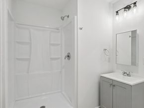 126 Lincoln St, Worcester MA 01605
