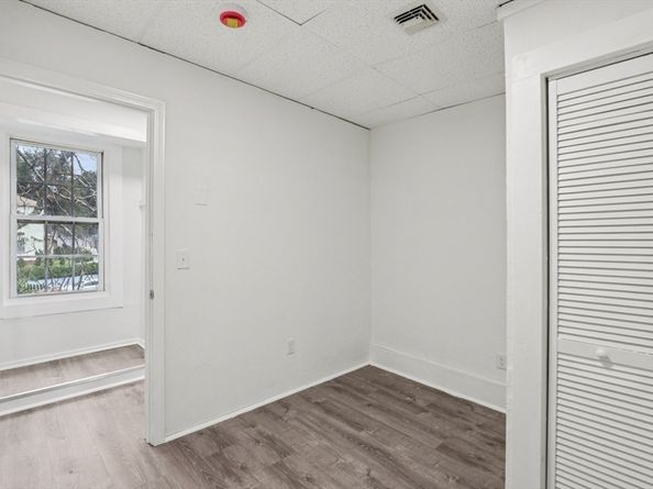 126 Lincoln St, Worcester MA 01605