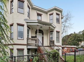 126 Lincoln St, Worcester MA 01605