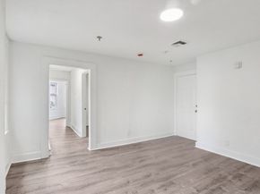 126 Lincoln St, Worcester MA 01605