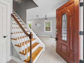 36 Melrose St, Worcester MA 01605