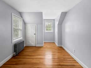 36 Melrose St, Worcester MA 01605