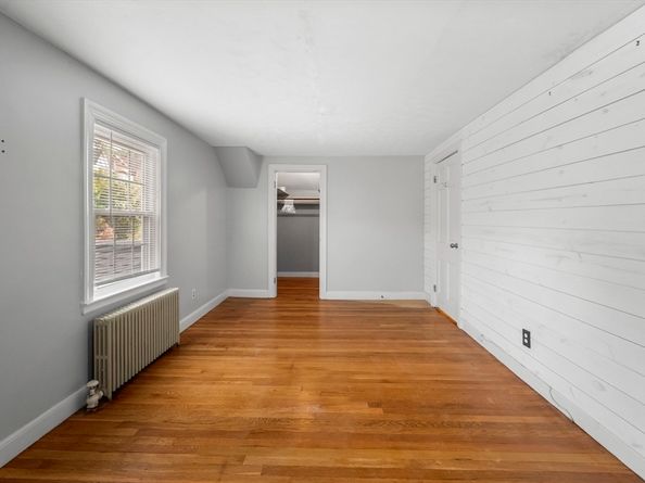 36 Melrose St, Worcester MA 01605