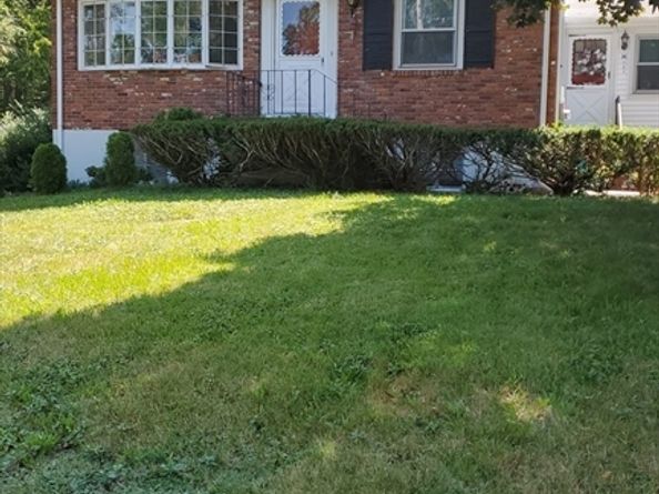 1696 Liberty St, Braintree MA 02184